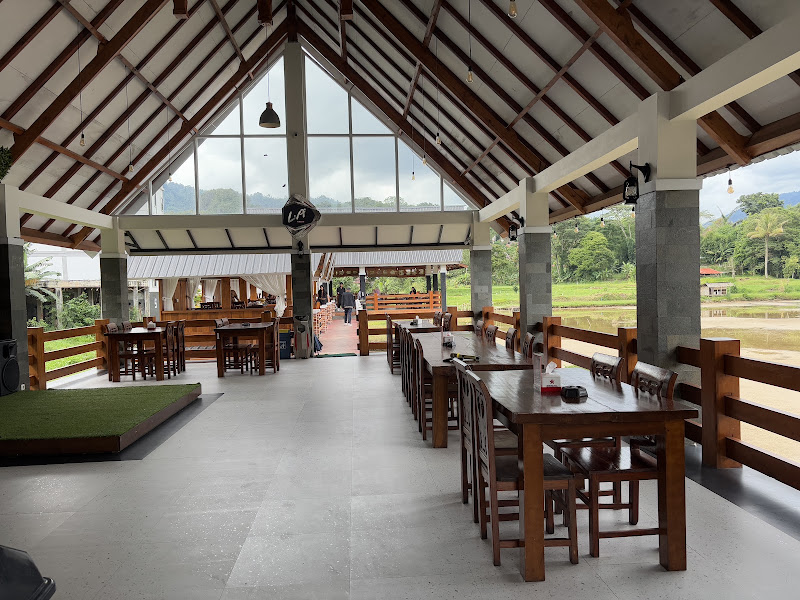 Banua Cafe & Resto